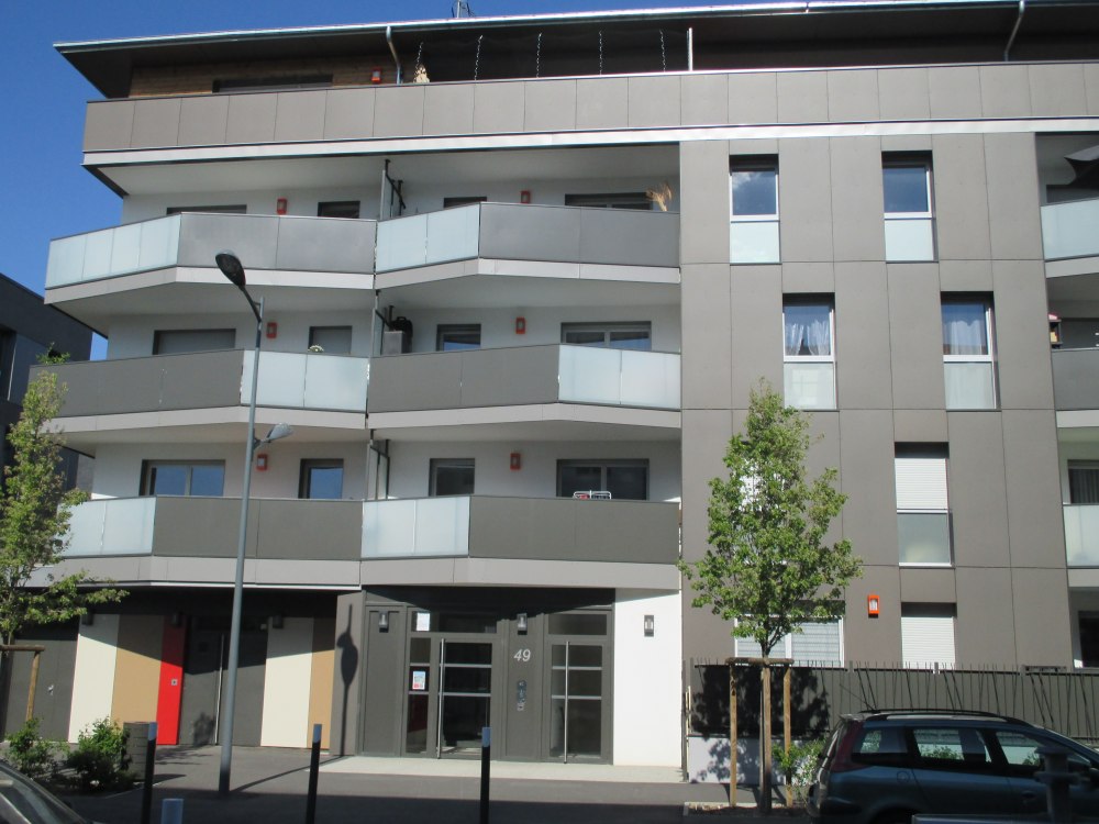 4 pièces - 2ème étage - 78m² - 1 017,36 € - Photo #1